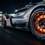 Comment les freins en carbone céramique révolutionnent la course automobile en 2026